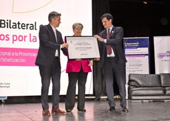 ARGENTINOS POR LA EDUCACIÓN”: CHACO FUE RECONOCIDO HOY POR LOS AVANCES LOGRADOS EN ALFABETIZACIÓN INICIAL