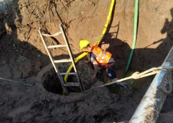 SÁENZ PEÑA: SAMEEP REPARÓ COLECTOR PRINCIPAL DE CLOACAS Y SE RESTABLECIÓ EL SERVICIO
