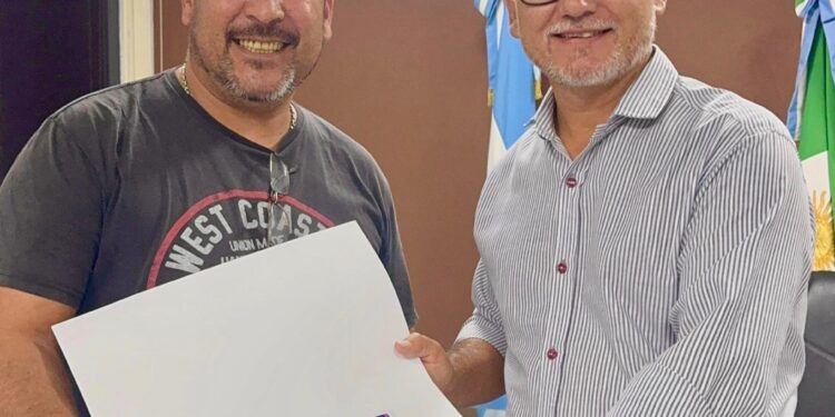 EL INSTITUTO DE VIVIENDA ENTREGÓ EL PREMIO AL GANADOR DEL SORTEO DE CANCELACIÓN DE DEUDAS