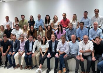 Un grupo de intendentes del PRO resiste un acuerdo con La Libertad Avanza y se tensa la negociación bonaerense