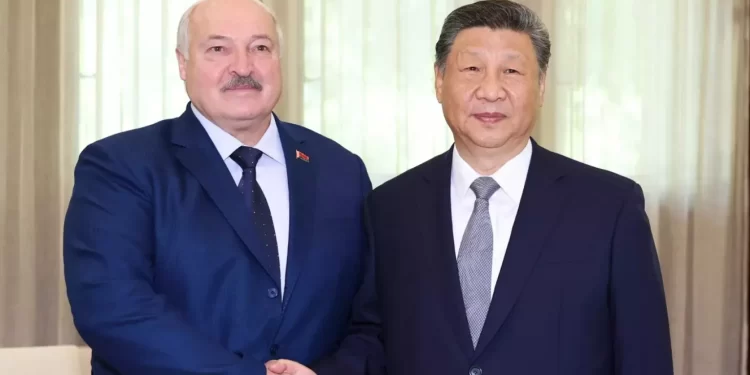 Xi Jinping Reaparece Tras 15 Días de Ausencia Pública y Afianza Alianza con Bielorrusia