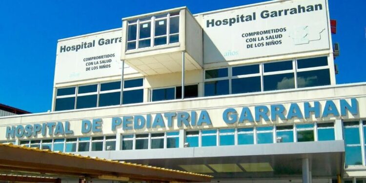El Gobierno otorga un aumento del 60% a residentes del Garrahan tras conflicto gremial