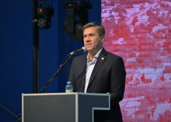 EL GOBERNADOR ZDERO ACOMPAÑÓ EL ACTO POR EL 115° ANIVERSARIO DE VILLA ÁNGELA
