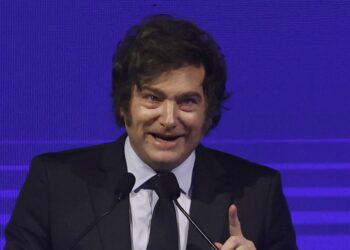 La justicia suspendió el DNU de Milei que limita el derecho a huelga