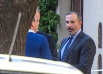 El juez que debe ordenar la detención de Cristina visitó la alcaidía de Cavia