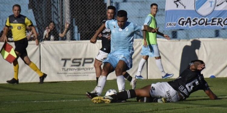 For Ever Busca Consolidar su Racha Triunfal ante Temperley