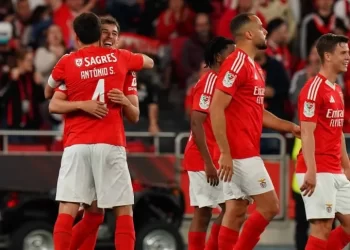 Benfica vendió a un futbolista previo al choque con Boca en el Mundial de Clubes