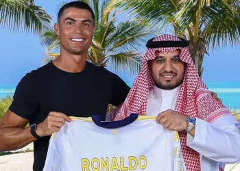 Oficial: Cristiano Ronaldo renovó su contrato con Al Nassr