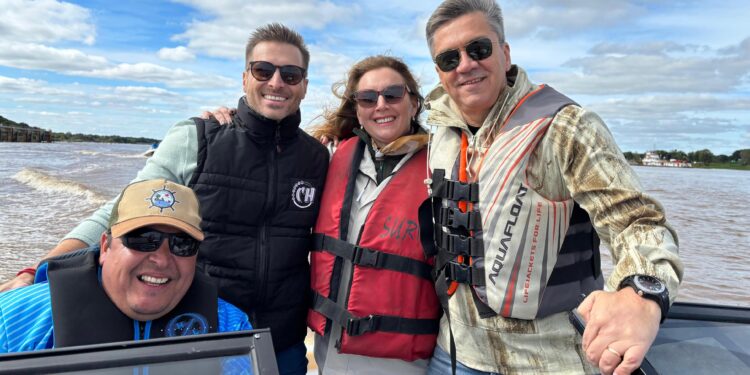 PUERTO LAS PALMAS: EXITOSO 24° TORNEO DE PESCA EMBARCADA CON DEVOLUCIÓN CON PRESENCIA DEL GOBERNADOR ZDERO