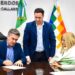 EL GOBERNADOR ZDERO RUBRICÓ LA ESCRITURA QUE TRANSFIERE EL PARQUE DE LA DEMOCRACIA A LA MUNICIPALIDAD DE RESISTENCIA