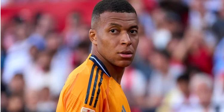 Kylian Mbappé, hospitalizado en Estados Unidos tras debut ausente en el Mundial de Clubes
