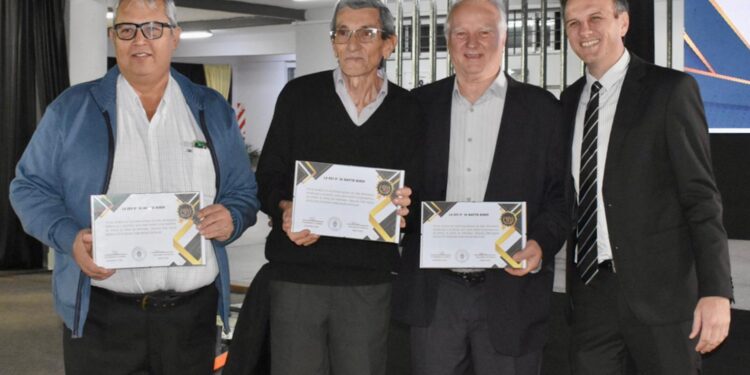 EL GOBIERNO PROVINCIAL ACOMPAÑÓ EL ACTO POR LAS BODAS DE ORO DE LA ESCUELA SECUNDARIA N° 36 “MARTÍN BUBER” DE FONTANA