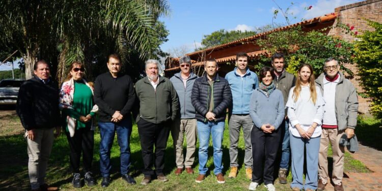 GOBIERNO PROFUNDIZA EL DESARROLLO PRODUCTIVO SOSTENIBLE EN EL CHACO JUNTO A LA FUNDACIÓN PROYUNGAS