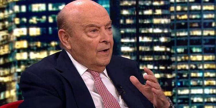 Cavallo insistió con la apertura total del cepo y advirtió por el atraso cambiario y el freno de la actividad económica