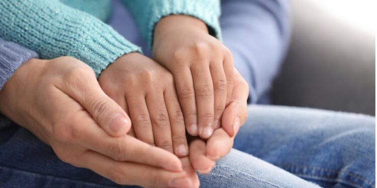 La Corte Suprema ordenó revisar la adopción de una niña y puso el foco en el derecho de los padres biológicos