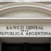 Pese a Medidas del BCRA, la Fragilidad del Dólar a $1.300 Persiste en el Mercado Argentino