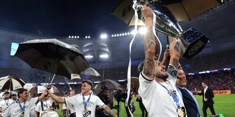 Boca averiguó condiciones por Nacho Vázquez, capitán del Platense campeón