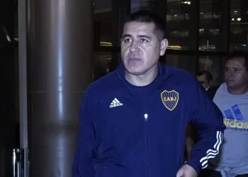 Boca va a la carga por un defensor central y un volante por la derecha