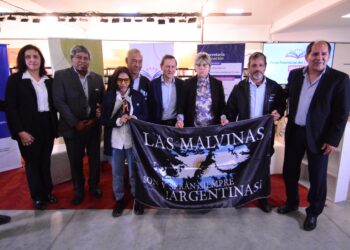 EDUCACIÓN PRESENTÓ LA OLIMPIADA PROVINCIAL HISTORIA DE MALVINAS EN LA FERIA DEL LIBRO