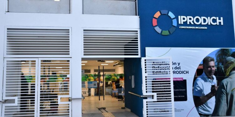 DURANTE EL RECESO ADMINISTRATIVO, IPRODICH MANTIENE LA ATENCIÓN A LA COMUNIDAD