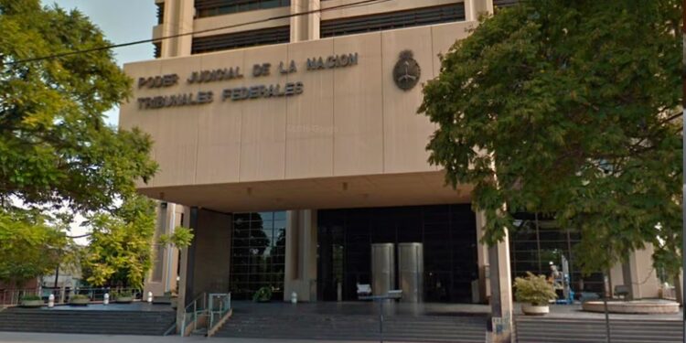 Condenan a un hombre por usar un DNI adulterado para cometer múltiples estafas en Córdoba