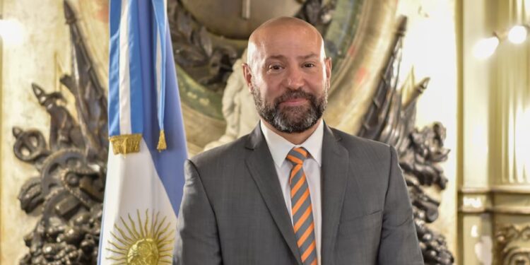 Allanaron la Agencia de Discapacidad y la droguería Suizo Argentino: a uno de los dueños le secuestraron dólares y buscan a Spagnuolo
