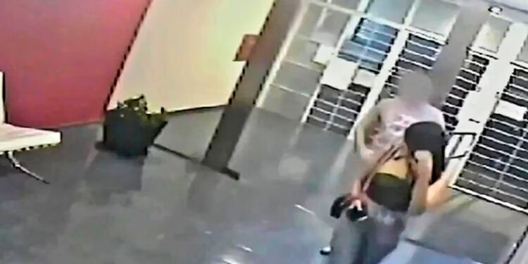 Contactó a siete hombres por aplicaciones de citas, los drogó y les robó: ahora enfrentará un juicio oral