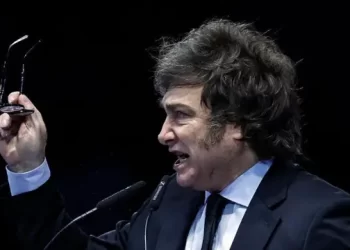 El Gobierno cambia el ‘Plan Aspiradora’ por el ‘Plan Platita’ inverso en vísperas electorales: ¿Fin de la recesión y reactivación del consumo?