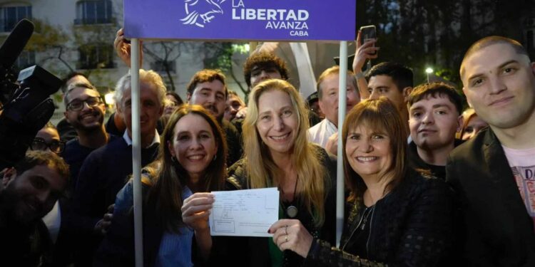La Libertad Avanza Define su Estrategia Electoral en CABA: Bullrich y Fargosi a la Cabeza