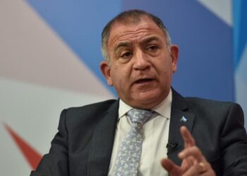 Luis Juez Cuestiona al Gobierno por Corrupción en ANDIS y Exige Respuestas sobre Fondos para Discapacidad