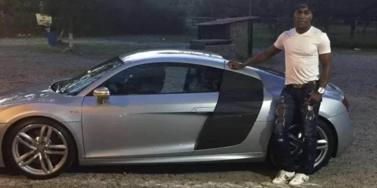 Ganó la Copa Libertadores en 2008, jugó en la Reserva de Boca y hoy es cantante de reggaeton: la historia de Joffre Guerrón