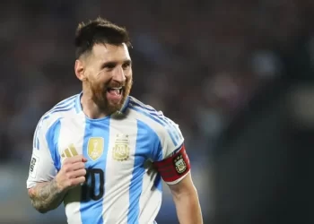Di María, contundente: «Messi tiene que jugar el Mundial como sea»