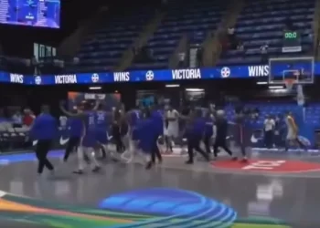 Escandaloso final en la AmeriCup: piñas entre jugadores de la Selección Argentina y República Dominicana