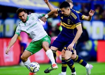 Battaglia reveló una charla del plantel de Boca para cambiar el rumbo y elogió a Paredes: «Me hace las cosas fáciles»