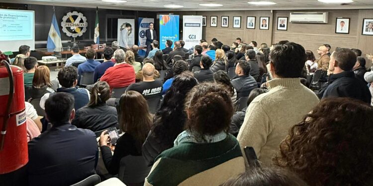 BANCO DE PROYECTOS PRIVADOS DE FIDEICOMISOS INMOBILIARIOS: AMPLIA CONCURRENCIA EN LA PRIMERA REUNIÓN INFORMATIVA