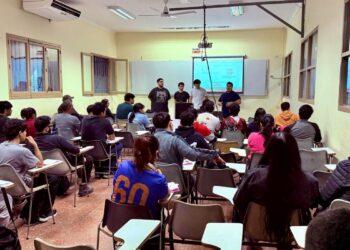 SOY CHACO TRABAJO: COMENZÓ EL CURSO DE REPARACIÓN DE EQUIPOS INFORMÁTICOS