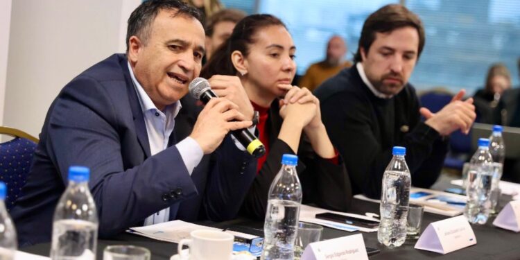 BS. AS: CHACO SE SUMÓ A LA CONSTRUCCIÓN DE UNA HOJA DE RUTA COMÚN PARA LA SALUD EN ARGENTINA