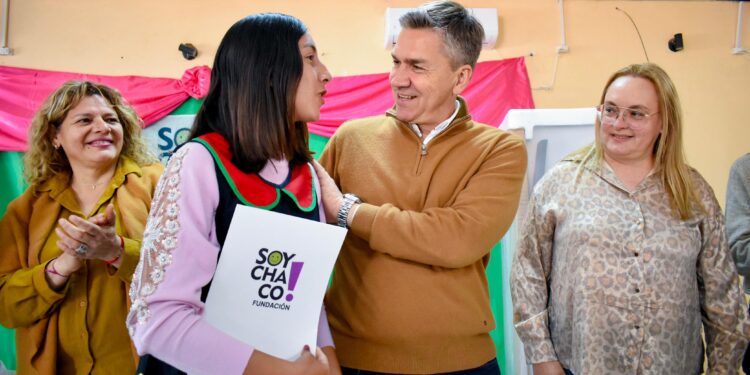 PAMPA DEL INFIERNO: ENTREGA DE ELEMENTOS PARA INSTITUCIONES EDUCATIVAS Y MERENDEROS