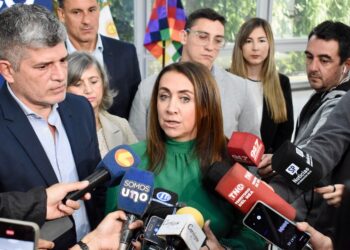 JORNADA DE CAPACITACIÓN ABIERTA Y GRATUITA SOBRE CONTRATACIONES PÚBLICAS
