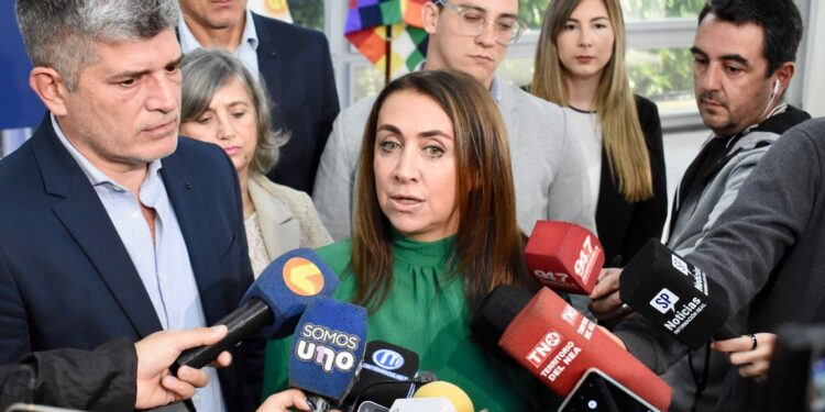 JORNADA DE CAPACITACIÓN ABIERTA Y GRATUITA SOBRE CONTRATACIONES PÚBLICAS