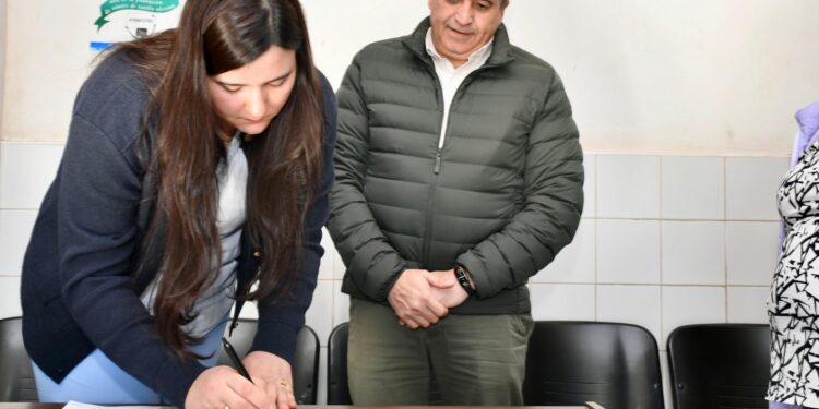 CAMPO LARGO: DANIELA FERNÁNDEZ BLAHO ASUMIÓ COMO DIRECTORA DEL HOSPITAL “ENRIQUE SAGARDUY”