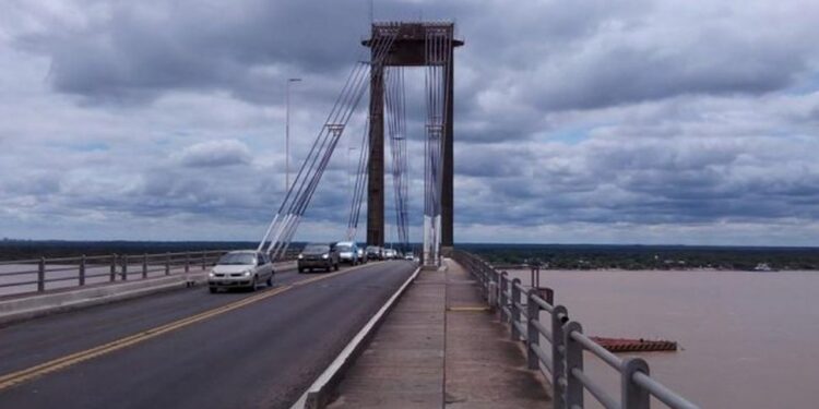 Trabajos de Mantenimiento Desatan Tráfico Lento y Largas Filas en el Estratégico Puente General Belgrano