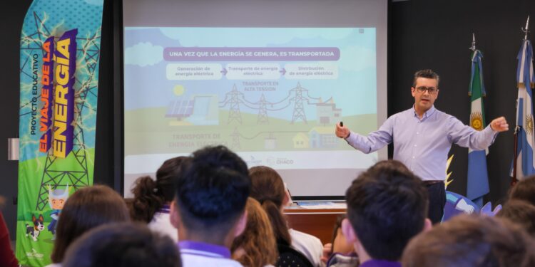 “EL VIAJE DE LA ENERGÍA”, LA PROPUESTA EDUCATIVA DE SECHEEP LLEGÓ A LA UNIVERSIDAD POPULAR