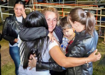 QUITILIPI: LA VICEGOBERNADORA SCHNEIDER ACOMPAÑÓ El PRIMER SORTEO PÚBLICO DE VIVIENDAS