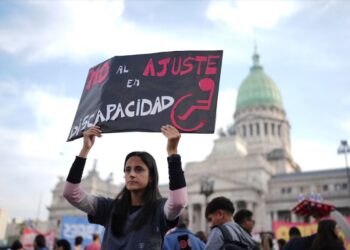 Un juez federal de Catamarca ordenó que la ANDIS devuelva las pensiones por invalidez suspendidas en la provincia