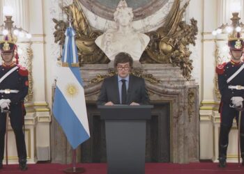 Milei insistió en un Presupuesto 2026 equilibrado y afirmó que “lo peor ya pasó”