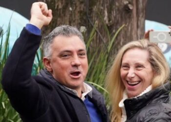 Kicillof y los intendentes se consolidan como ganadores; el «efecto Milei» se diluye en Buenos Aires
