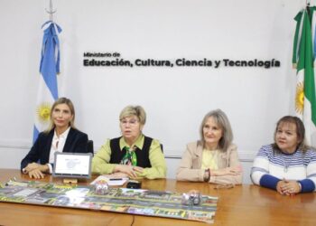 Educación chaqueña impulsa la alfabetización digital con la llegada de aulas móviles a jardines de infantes