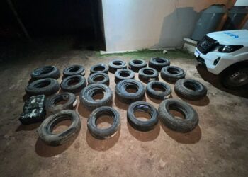 DETENIDO CON 72 CUBIERTAS Y GRAN SUMA DE DINERO