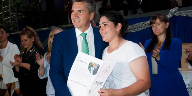 CHARATA CELEBRÓ SUS 111 AÑOS CON EL ACOMPAÑAMIENTO DEL GOBERNADOR LEANDRO ZDERO